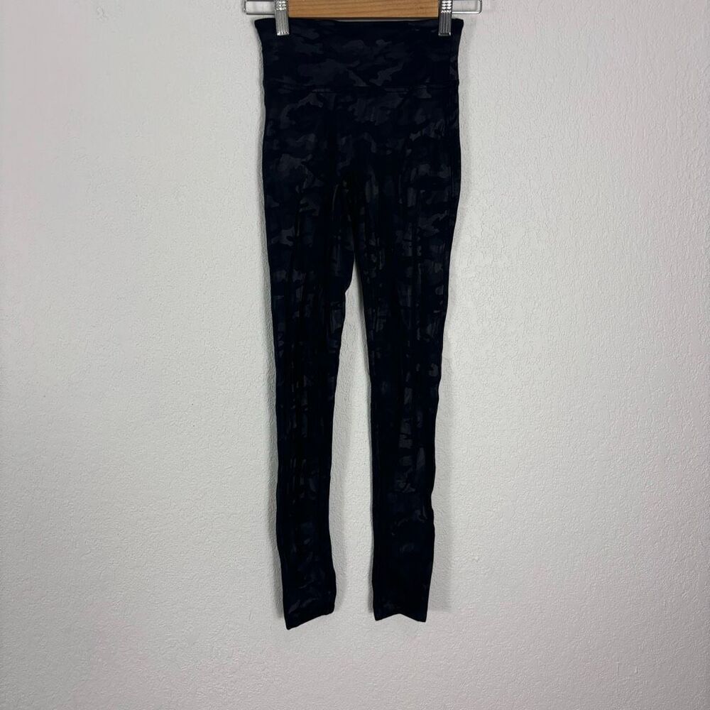 Spanx Black with Camo Print High Waisted Leggings Size XS